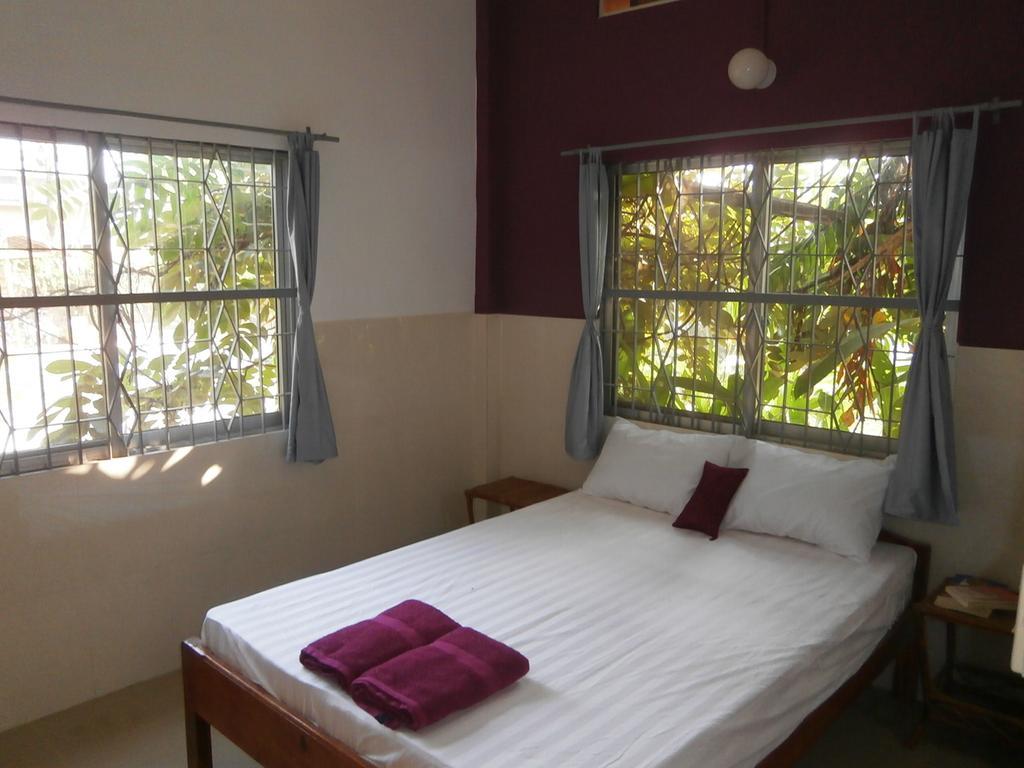 Bandini'S Hotel Kampot Cameră foto